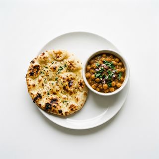 1 Naan relleno + chana masala