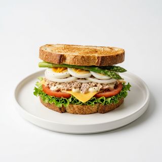 Sándwich Vegetal De Pollo