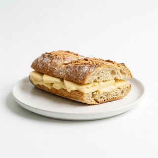 Bocadillo De Queso Gouda