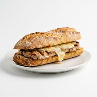 Bocadillo de Lomo con queso