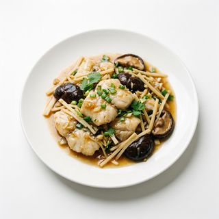 Pescado Con Bambú Y Setas Chinas