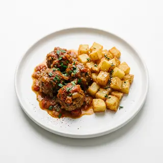 Albóndigas Con Patatas