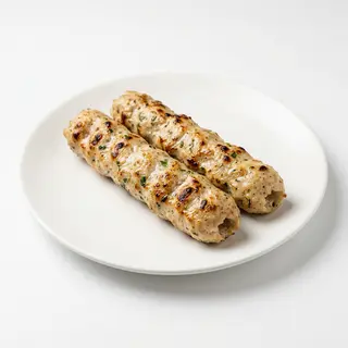 BROCH DE POLLO PICADA (RESHMI SEEKH KEBAB)