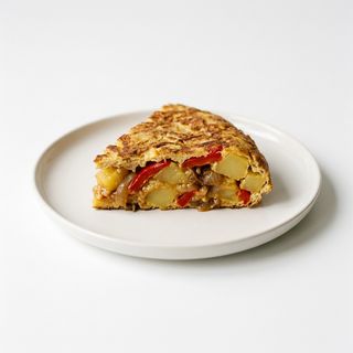 Tortilla de Patata, Pimiento Rojo Y Cebolla