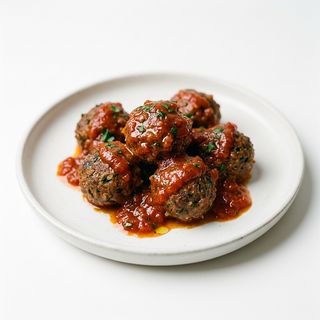 Albóndigas Con Salsa (4 Uds.)