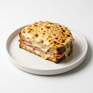 Sándwich Maxi Con Bechamel