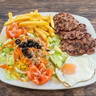 Plato Mixto con Queso + Ensalada + Patatas