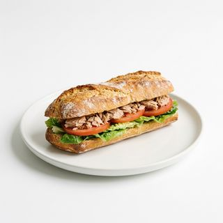 Bocadillo De Atún