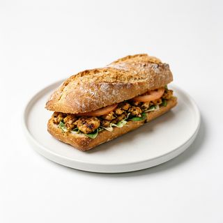 Bocadillo De Carne Picada De Pollo