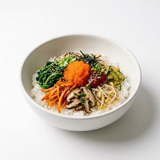 Bibimbap Con Huevas De Pescado