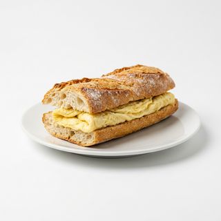 Bocadillo Tortilla Francesa