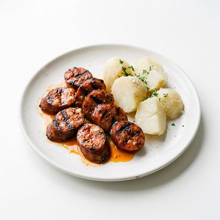 Chorizo Con Patatas Fritas o Cocidas
