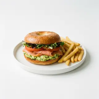 Bagel De Salmón Y Guacamole