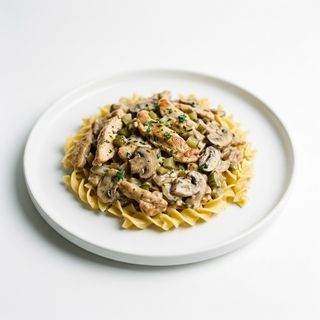 Pollo Stroganoff