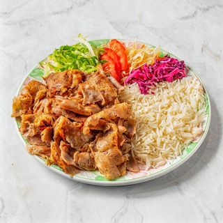 Kebab oriental con arroz