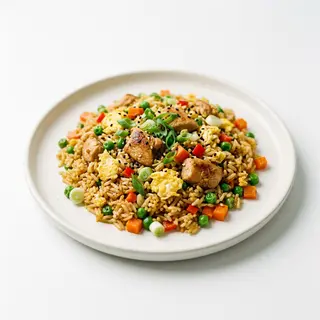 155 Riso saltato con pollo verdure e uova