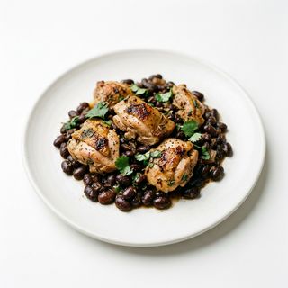 Pollo con judías negras