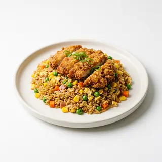 Arroz Frito Con Pollo Crujiente