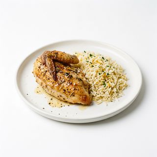 Plato Pollo con Arroz