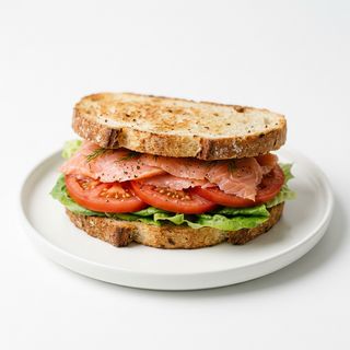 Sándwich De Salmón