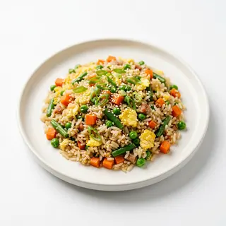 153 Riso saltato con verdure e uova