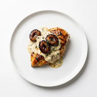 Pechuga De Pollo Con Gorgonzola Y Ciruelas