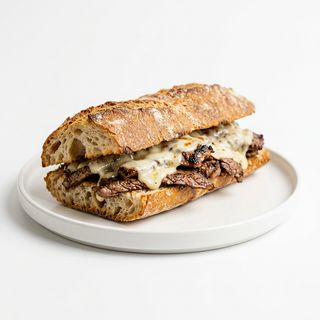 Bocadillo De Carne Con Queso