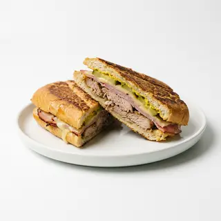 44-Sándwich Cubano