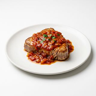 Bonito Del Cantábrico Con Tomate
