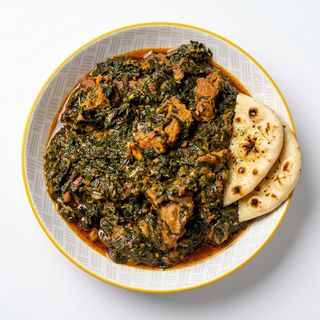 Palak gosht + 2 naan