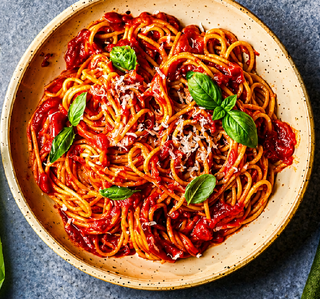 Pasta Al Pomodoro E Stracciatella