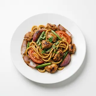 Tallarín Saltado De Pollo