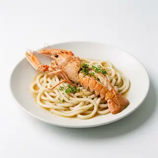 750 Cigala con fideo udon