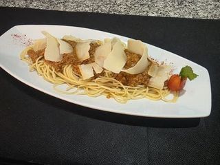 Espaguetis A La Boloñesa