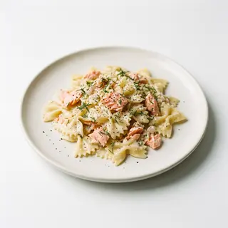 Farfalle Al Salmón