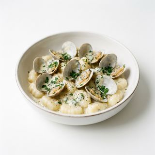 Gnocchi vongole e zola