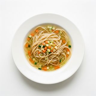 Spaghetti di grano brodo con verdure