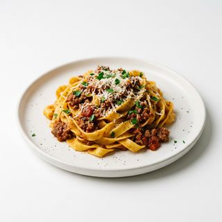 Tagliatelle Con Ragú Boloñesa