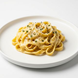 Pasta Con Salsa Formaggi