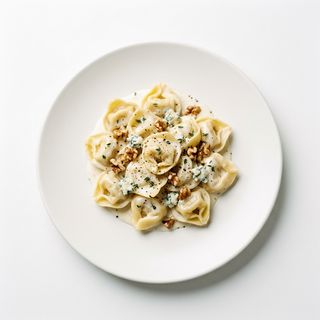 Tortelleni De Nueces Y Gorgonzola