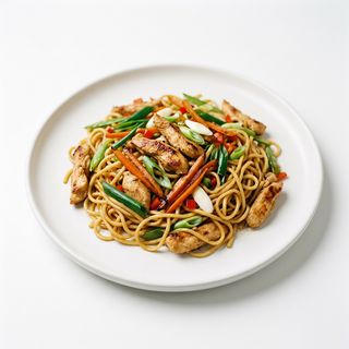 Tallarines Con Pollo