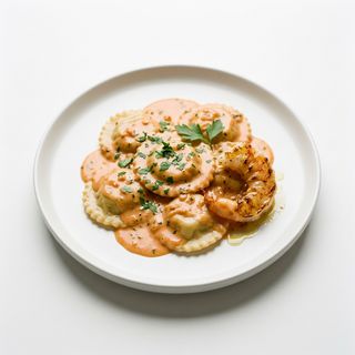 Ravioli di ricotta alla crema di scampi