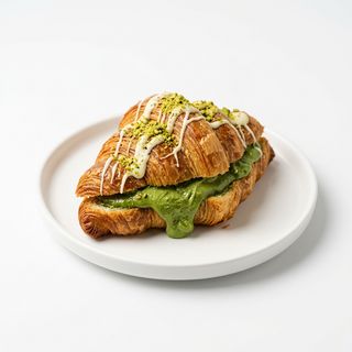 Croissant De Crema De Matcha