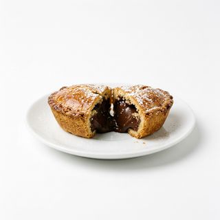 Pasticciotto leccese con crema al cioccolato