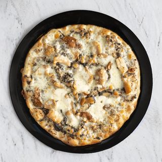 Pizza tartufo (mediana)