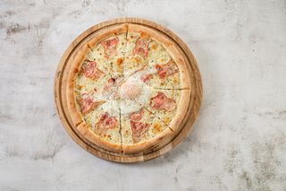 Pizza Carbonara (Mediana)