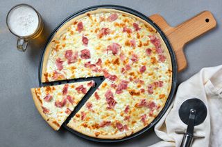 Pizza De Jamón Entera