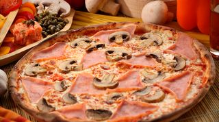 Pizza Funghi Prosciutto (30 Cm.)
