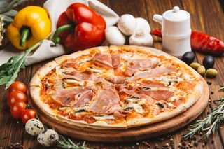 Prosciutto e funghi