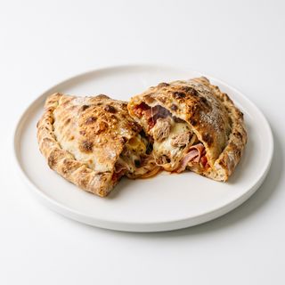 Calzone De Atún